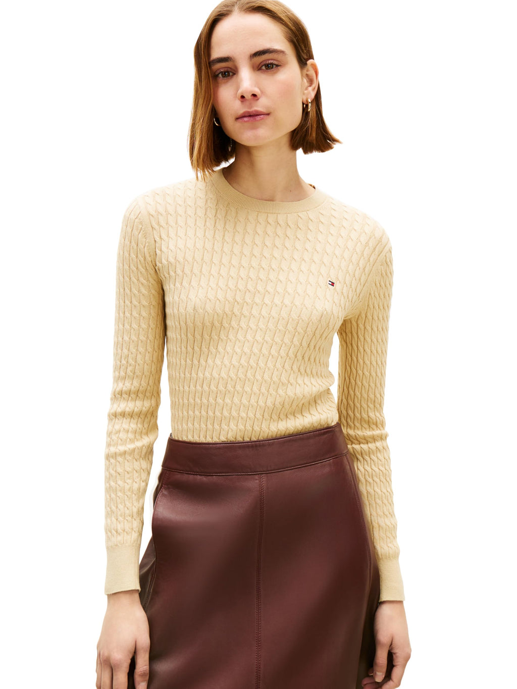 Tommy Hilfiger Women's Fine Gauge Cable Knit Crew Neck Sweater Lightweight Pullover