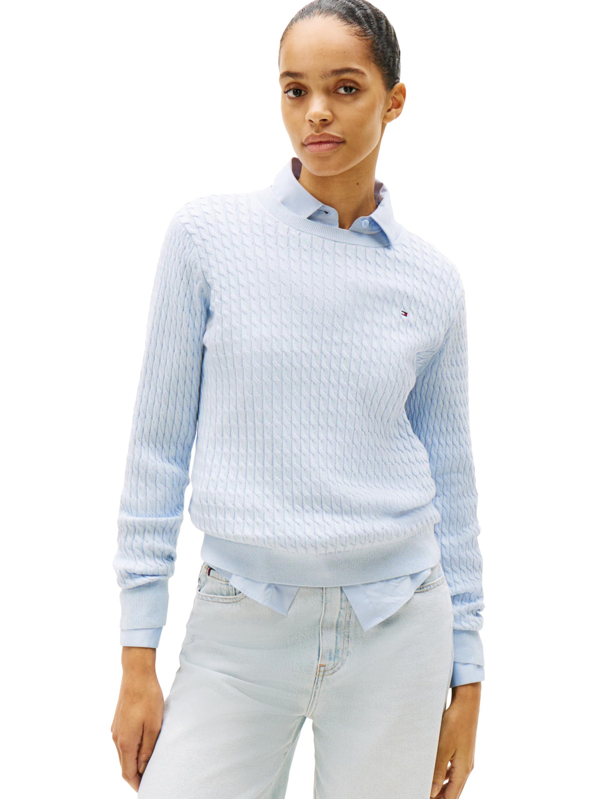 Tommy Hilfiger Women's Fine Gauge Cable Knit Crew Neck Sweater Lightweight Pullover